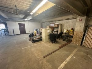 Commercial junk removal
