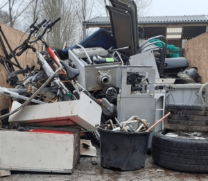 Scrap-Metal-Removal